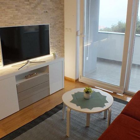 Apartment Paulina Novalja Buitenkant foto