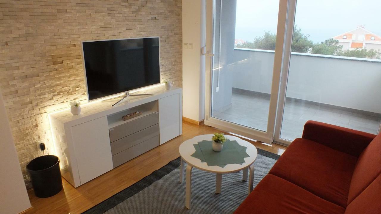 Apartment Paulina Novalja Buitenkant foto